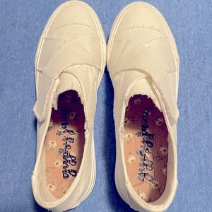 New slip on sneakers